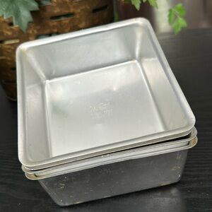 VINTAGE Wilton 4” Cake Pans Set of 4 / 502-2162 / 1971